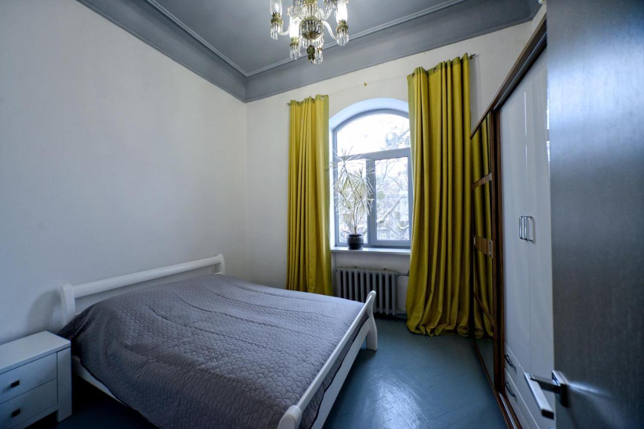 Artol Gorodetskogo Apartment Kijów Zewnętrze zdjęcie